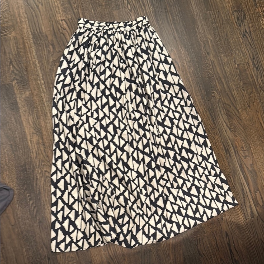 Zara Black and White Maxi A-Line Skirt